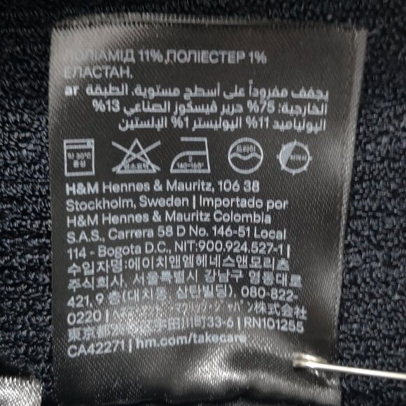 H&M Edition Ladies Size Large Navy w/ White Stripes Round Neck Sweater - Picture 7 of 11